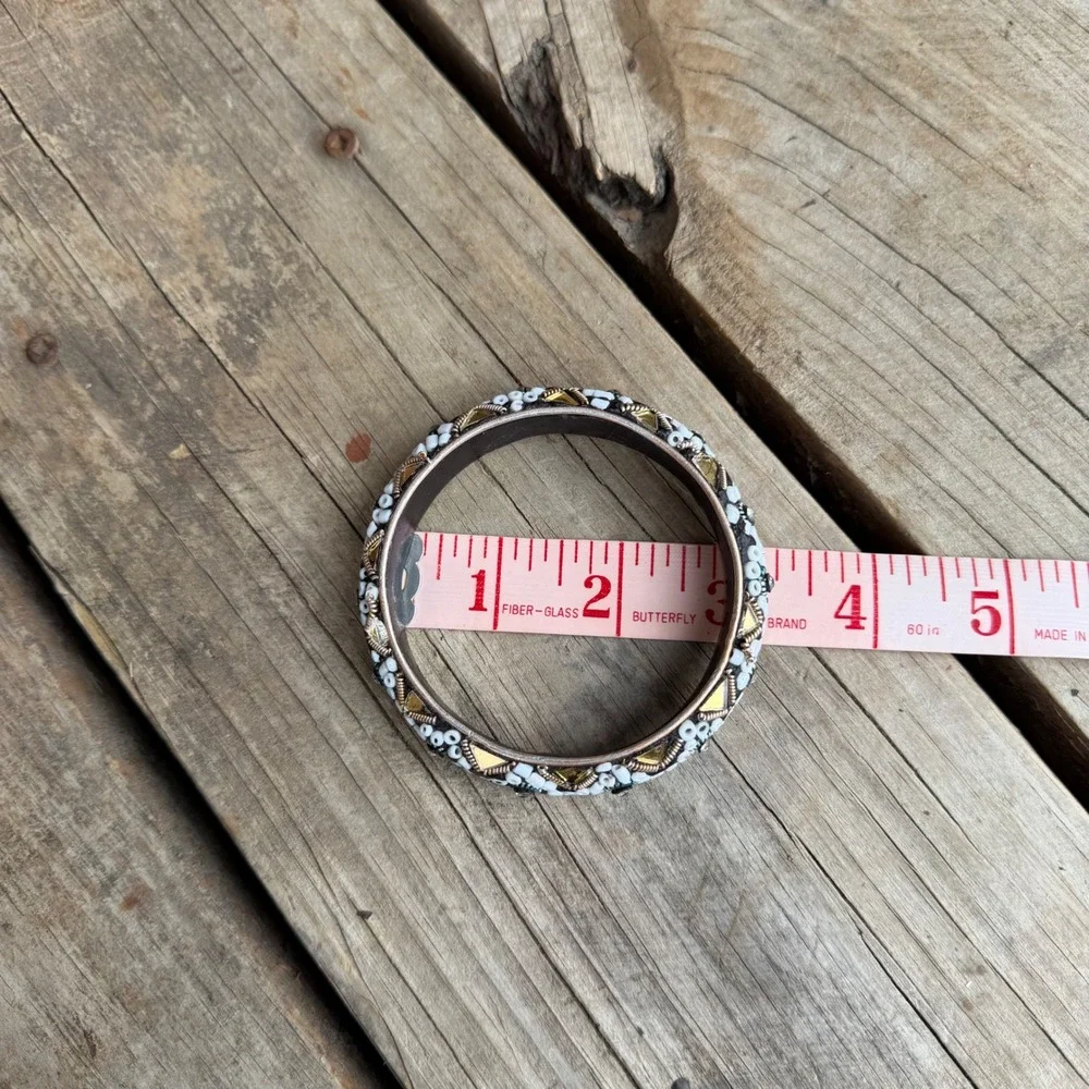 N/A beaded bangle
